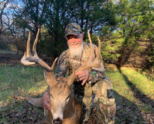 Kansas Whitetail Deer Hunting